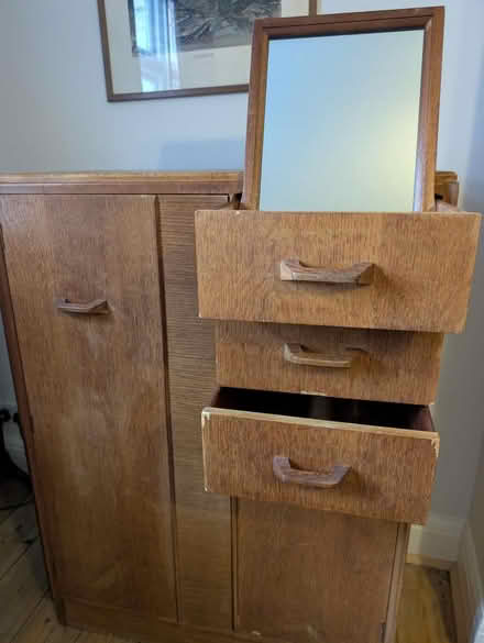 Photo of free G-Plan small wardrobe (Stoke Newington) #2