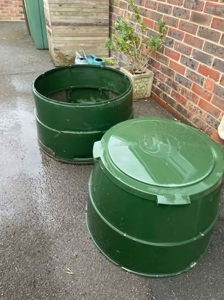 Photo of free Compost bin (broken but usable) (Peacehaven BN10) #4