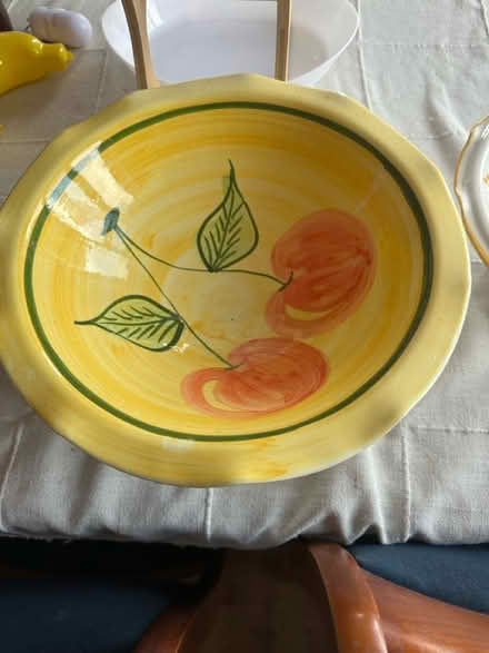 Photo of free Spanish fruit bowl large (St Giles HP8) #1