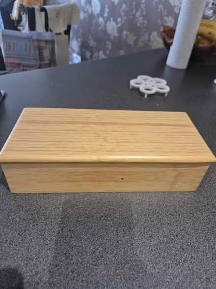 Photo of free Wooden box (Sw1p 4bb) #1