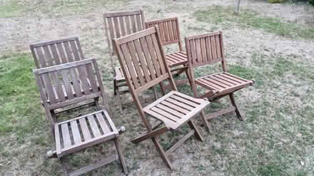 Photo of free 6 wooden folding chairs (Orpington BR6) #1