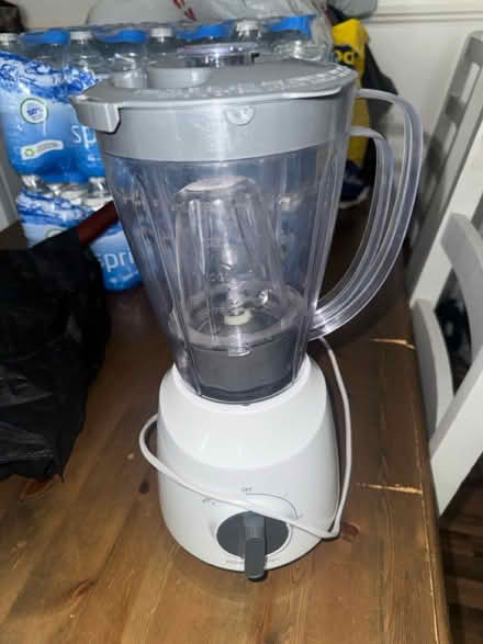 Photo of free Blender (B323RW) #1