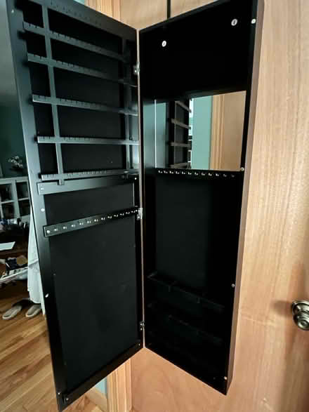 Photo of free Mirrored jewelry cabinet (North Reading) #2