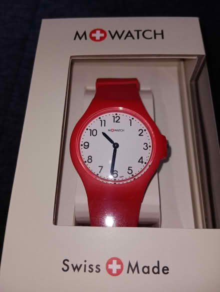 Photo of free swiss watch excellent condition (Heacham PE31) #2