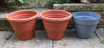 Photo of free Plastic Planters And Plant Pots (Saltaire BD18) #2