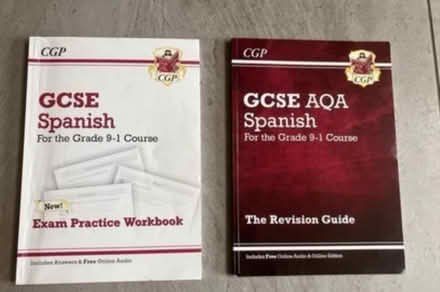 Photo of GCSE Spanish materials (Norton Lees, S8) #1