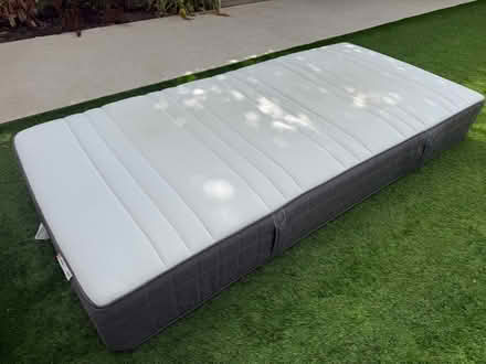 Photo of free Single mattress (Chiswick W4 1QE) #3