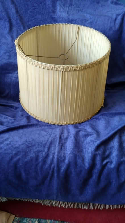 Photo of free VINTAGE 1970s LAMPSHADE (West Marina TN38) #4