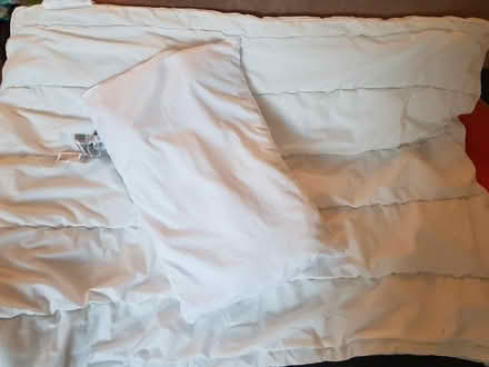 Photo of free Duvet and pillow for toddler bed (Central Abingdon, OX14) #1
