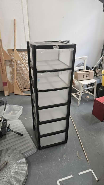 Photo of free Draws (London fields E8) #1
