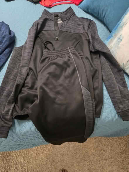 Photo of free Mens Tek Gear (Stockbridge-Mt Zion Rd) #1