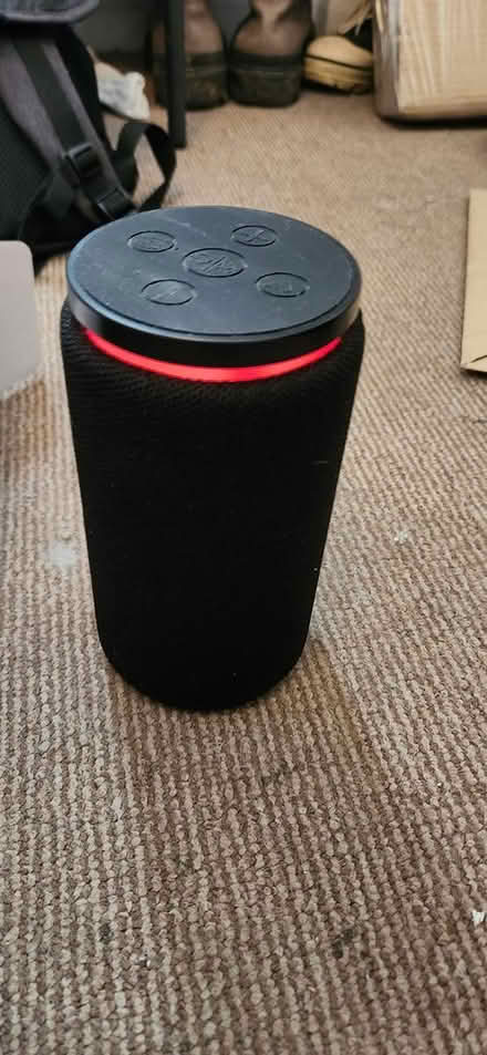Photo of free bluetooth speaker (se15) #2