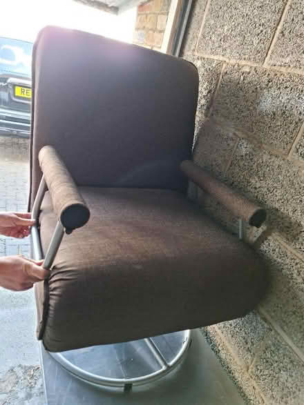 Photo of free 2 in 1 convertible armchair and solo bed (The Maltings CB4) #1