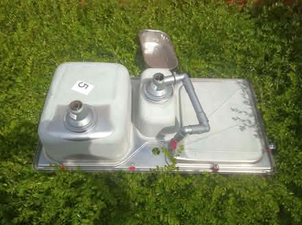 Photo of free Franke 1.5 bowl kitchen sink. Right Hand Drainer. (Stoke CP B60) #2