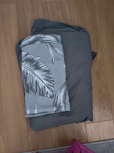 Photo of free Duvet set in grey (Central Reading RG1) #1