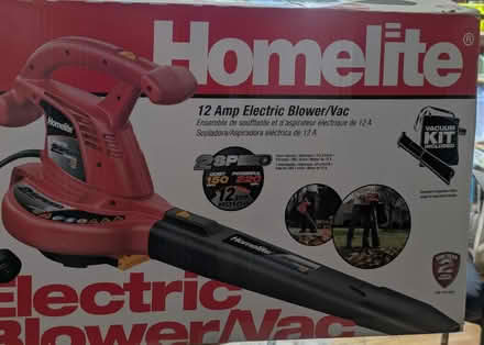Photo of free Plug-in 12 Amp Electric Blower/Vac (Pawtucketville / Lowell) #1