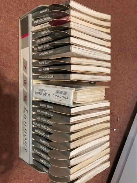 Photo of free Small paper and card samples (Chineham RG24) #1