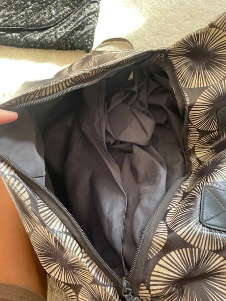 Photo of free Girls bags (Wandsworth SW18) #4