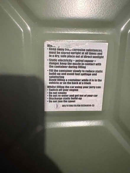 Photo of free 5L Fuel Jerry can/ petrol can (Lewisham SE4) #3