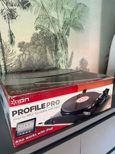 Photo of free Record player (Wokingham RG40) #1