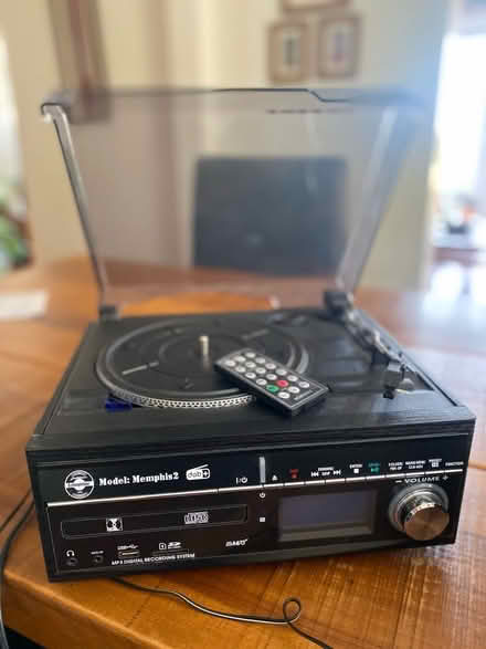 Photo of free Vinyl player (Binfield Heath RG9) #1