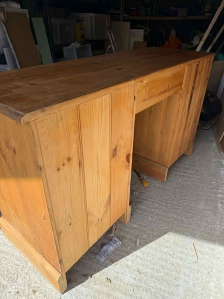 Photo of free Pine desk with drawers (Chipstead CR5) #2