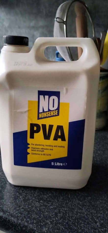 Photo of free PVA glue/sealant (Farington PR25) #1