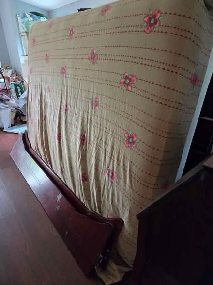Photo of free 3 pc. Queen size bedroom set (used) (26 Sunshine Drive, Belmont) #2