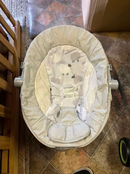 Photo of free Bouncy chair (Shenley Chruch end) #1