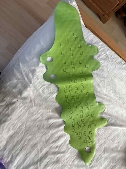 Photo of free Crocodile bath mat (Summertown OX2) #1