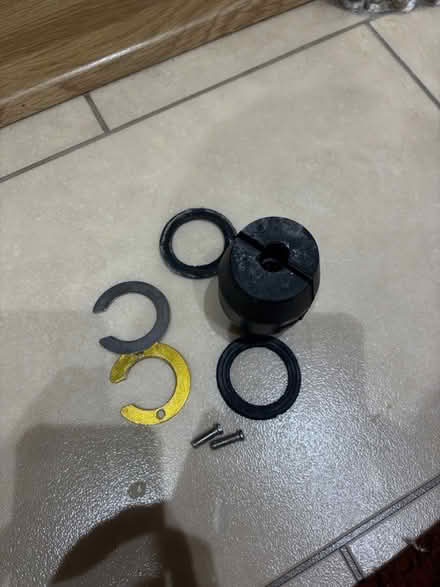 Photo of free Kitchen Tap with detachable hose (Clapton, E5) #4