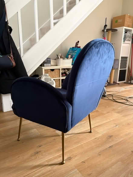 Photo of free Navy velvet chair (Hemel Hempstead, HP3) #3