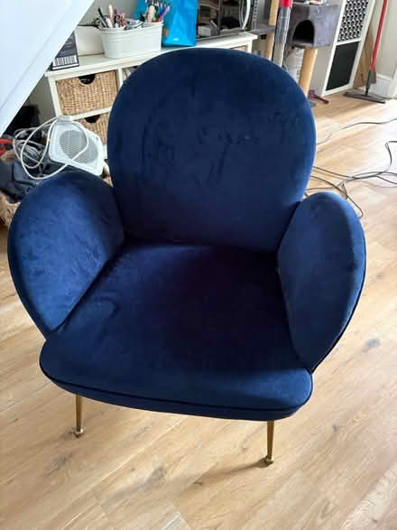 Photo of free Navy velvet chair (Hemel Hempstead, HP3) #1