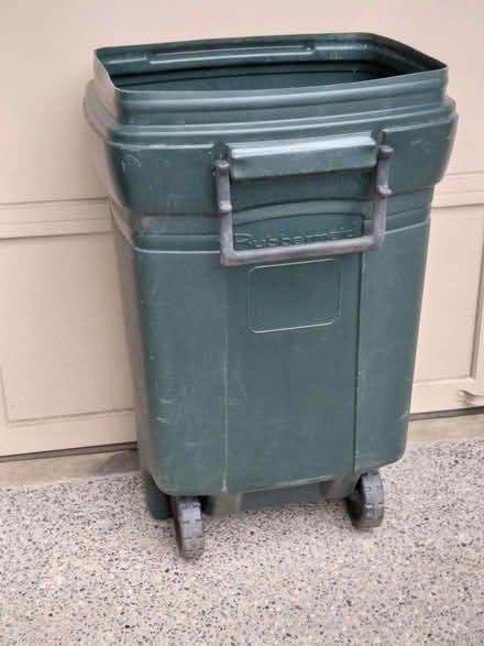 Photo of free 45 Gallon Trash Can (Juanita (Kirkland)) #2