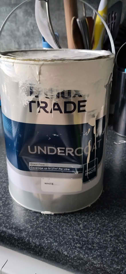 Photo of free White undercoat (Farington PR25) #1