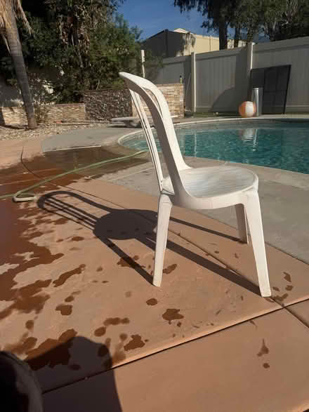 Photo of free plastic party chairs (2420 christine San bern calif) #3