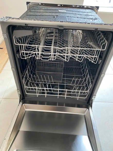 Photo of free Integrated dishwasher (Cullercoats NE30) #2