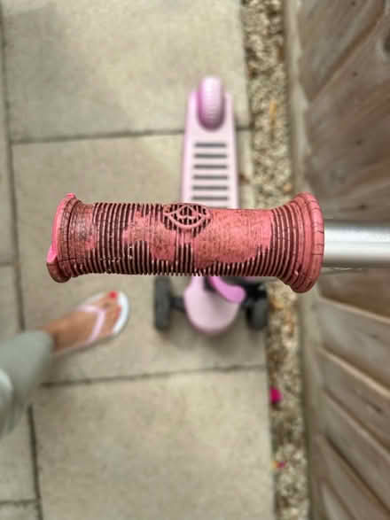 Photo of free Girls scooter (Ladygrove) #4