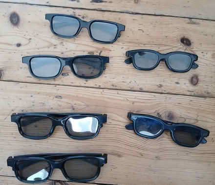 Photo of free 6 pairs 3d cinema glasses (Loughborough Junction SE5) #1