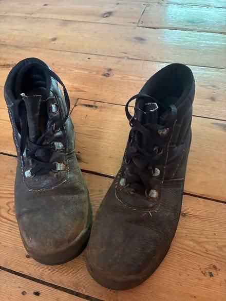Photo of free Steel toed boots size 4 (BuryStEds IP33) #1