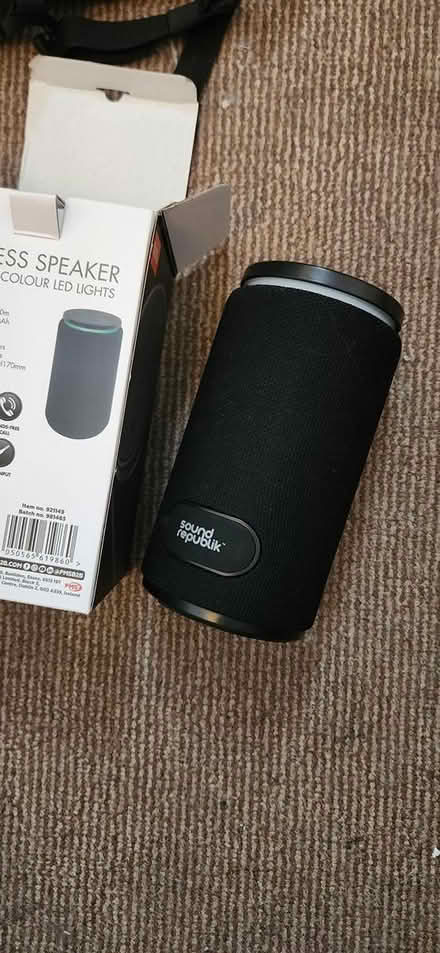 Photo of free bluetooth speaker (se15) #1