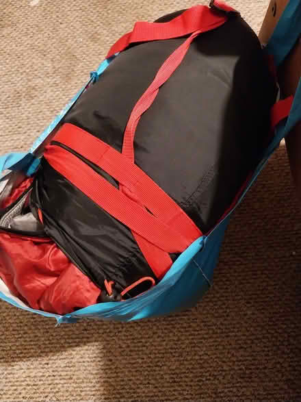 Photo of free Sleeping bags with broken zip (Merseybank estate) #1