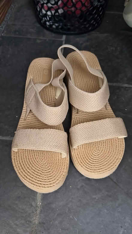 Photo of free Cream/Beige Sandals (Abingdon OX14) #2