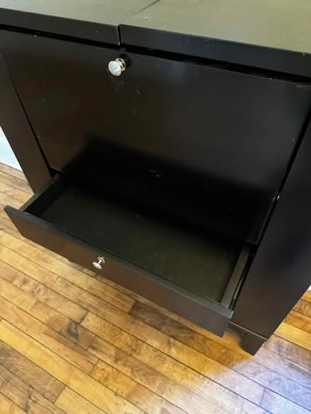 Photo of free Versatile liquor & wine cabinet (SE Old Town, Alexandria) #4