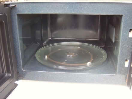 Photo of free lg curver pedal bin (Durrington BN13) #2