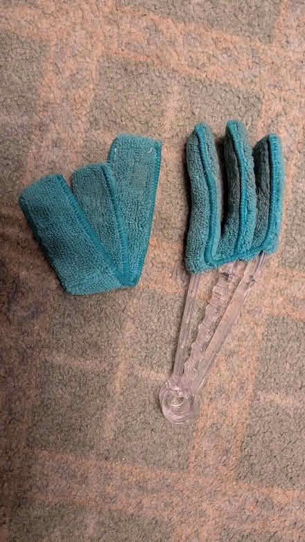 Photo of free Venetian blind cleaner (Caldy Valley CH3) #1
