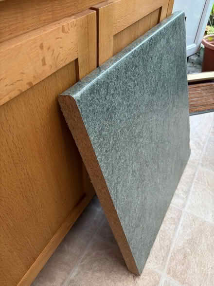 Photo of free Kitchen worktop offcut 60 x 60 x 4 cm (Bilton CV22) #2