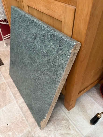 Photo of free Kitchen worktop offcut 60 x 60 x 4 cm (Bilton CV22) #3