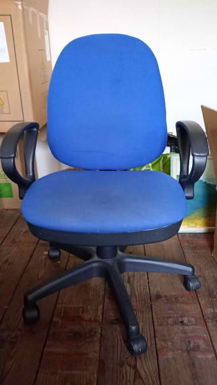 Photo of free Blue office swivel chair (Stroud GL5) #1