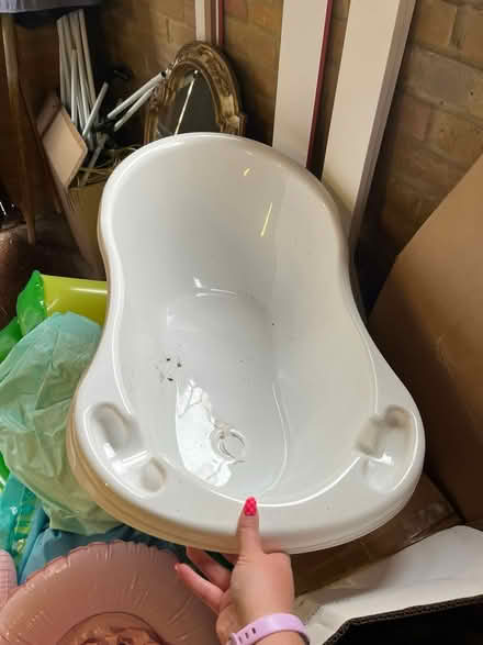 Photo of free Baby bath (Shenley Chruch end) #1